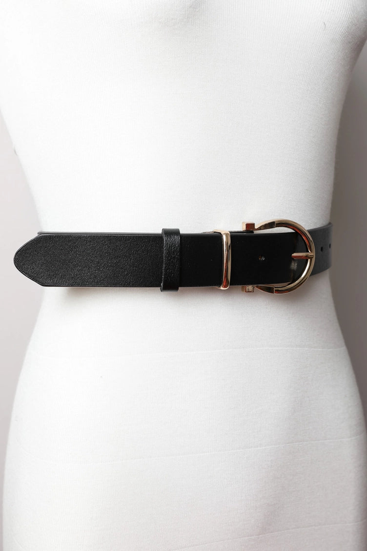 Horseshoe Buckle Belt