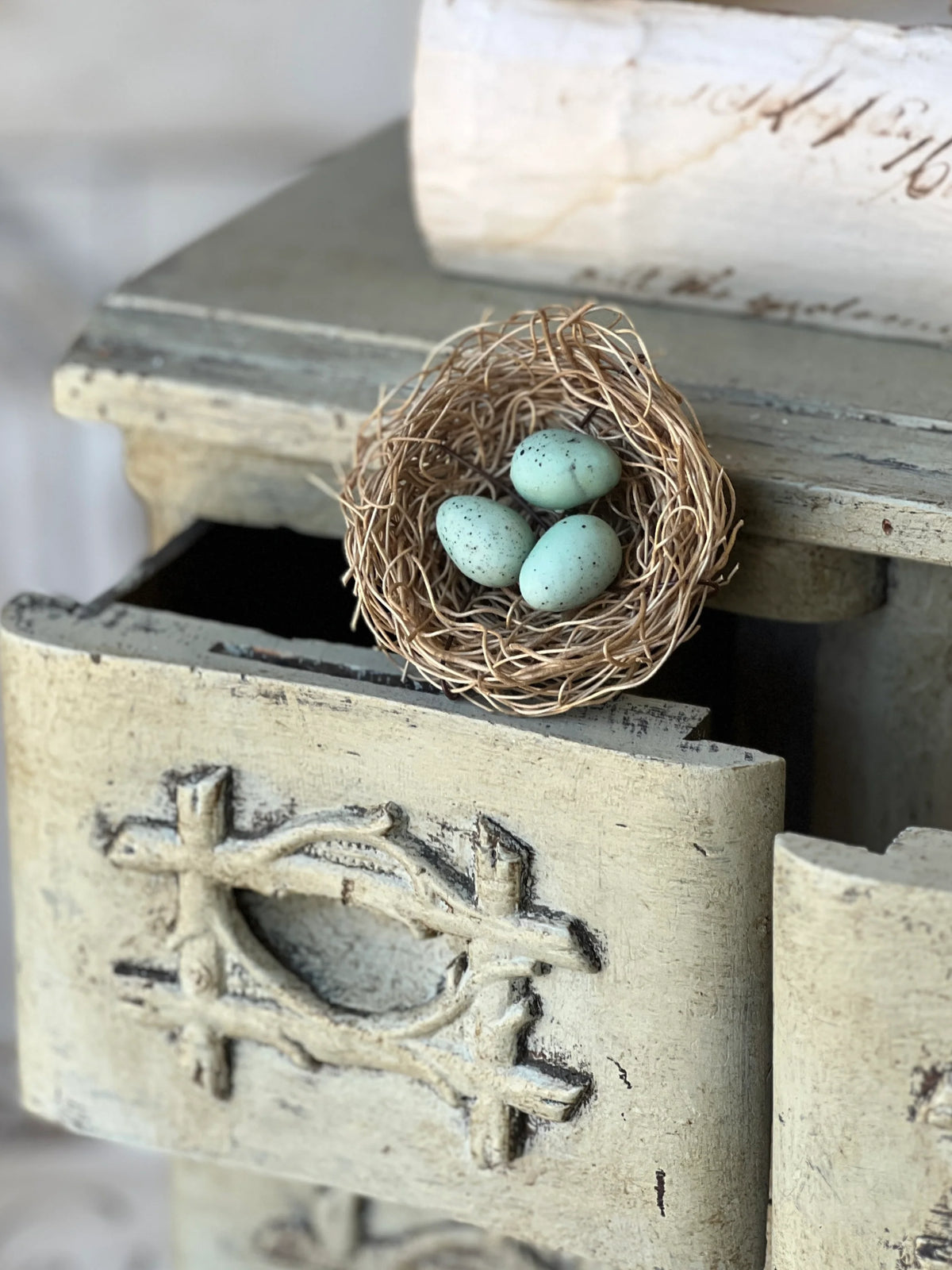 Humble Hide Away Nest