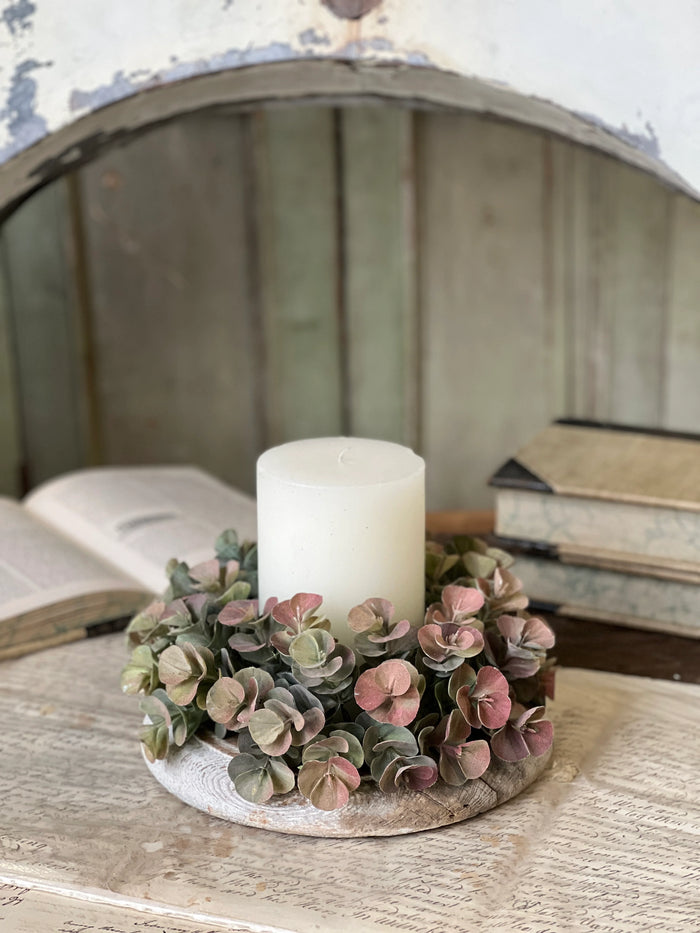 Carlyle Leaves Candle Ring