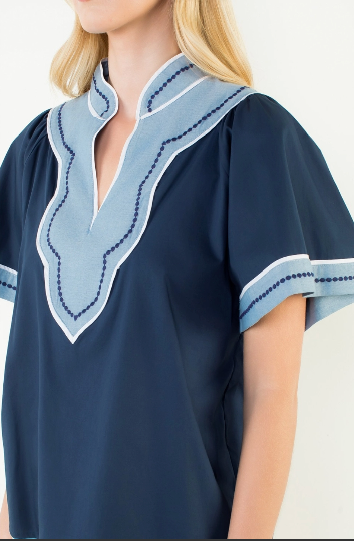 Wide Sleeve Contrast Trim Top