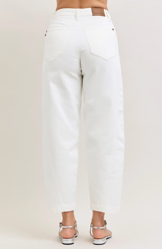 Magic Panel Barrel Jean