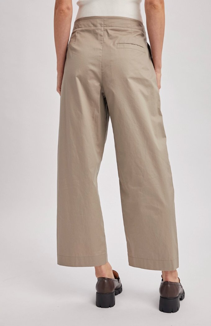 Pleated Barrel Pant