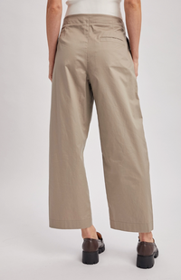 Pleated Barrel Pant