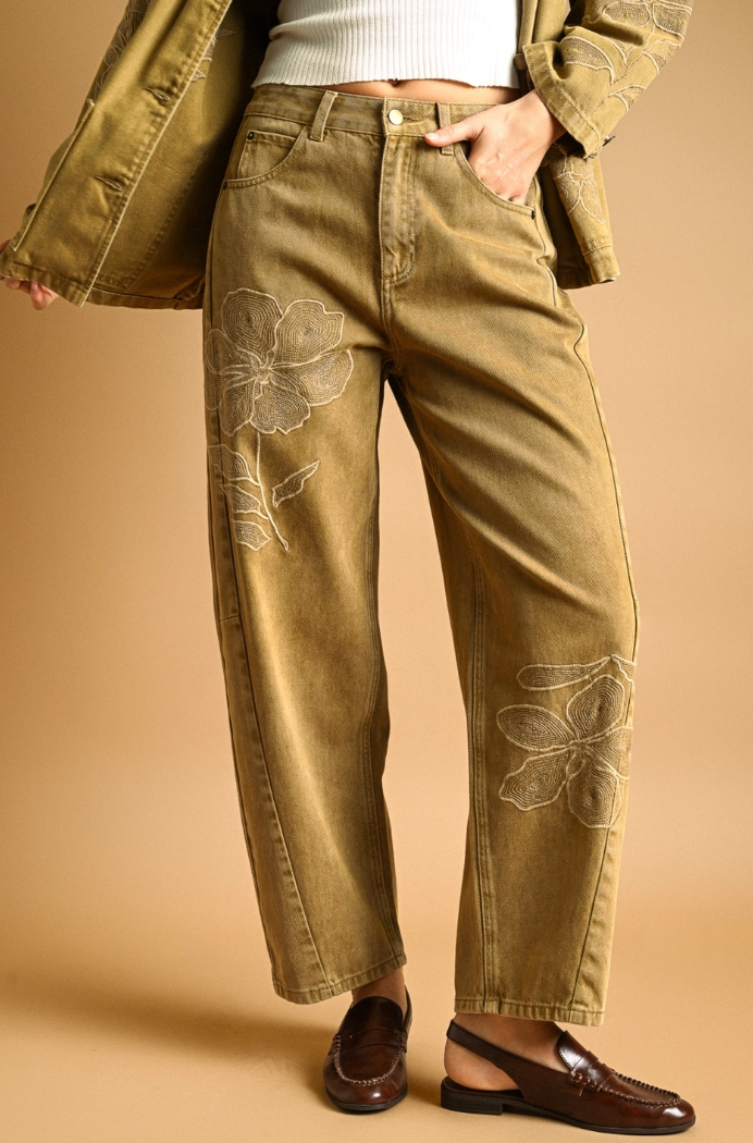 Embroidered Barrel Pants
