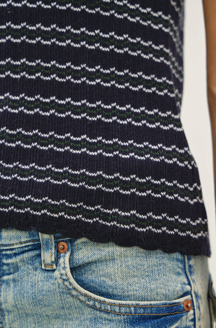 Scallop Edge Short Sleeve Sweater