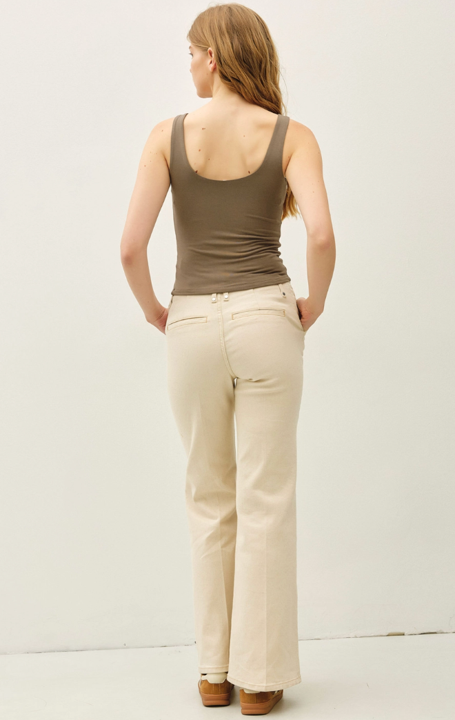 Basic Scoop Neck Tank