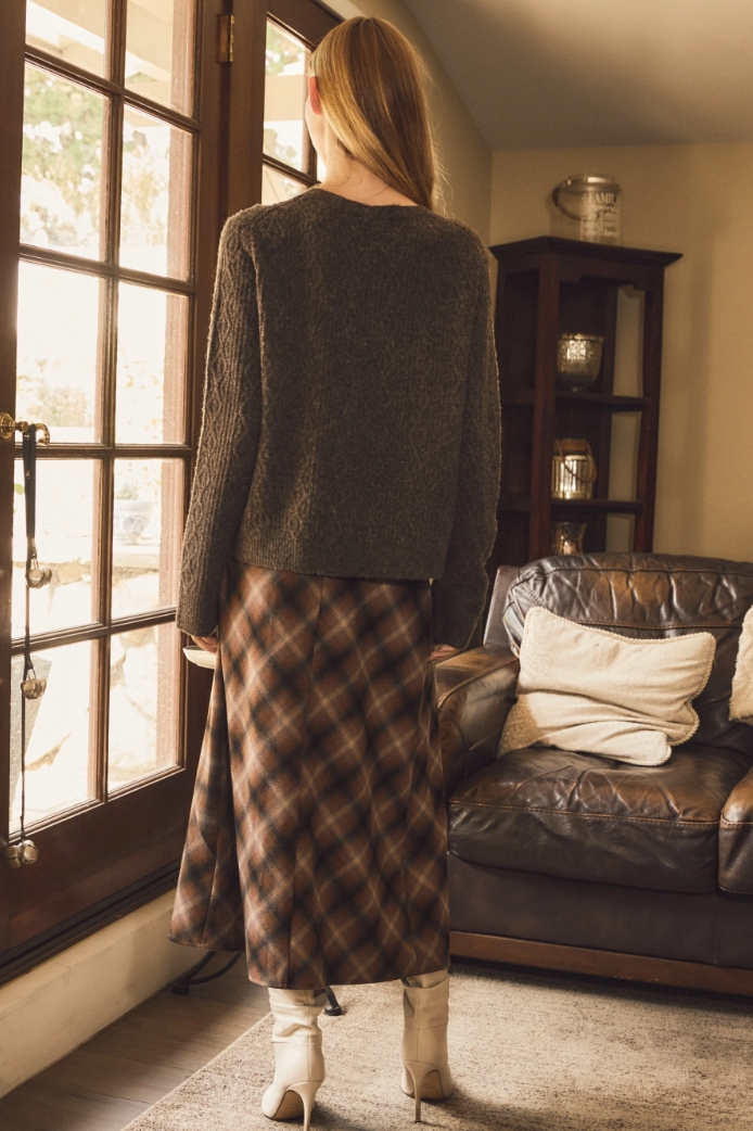 Cropped Cable Knit Cardigan