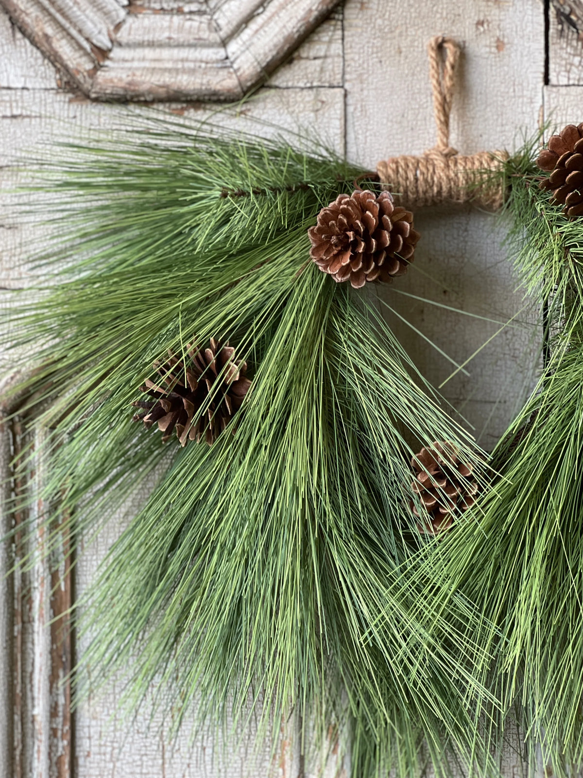 Loft Needle Hanging Wreath