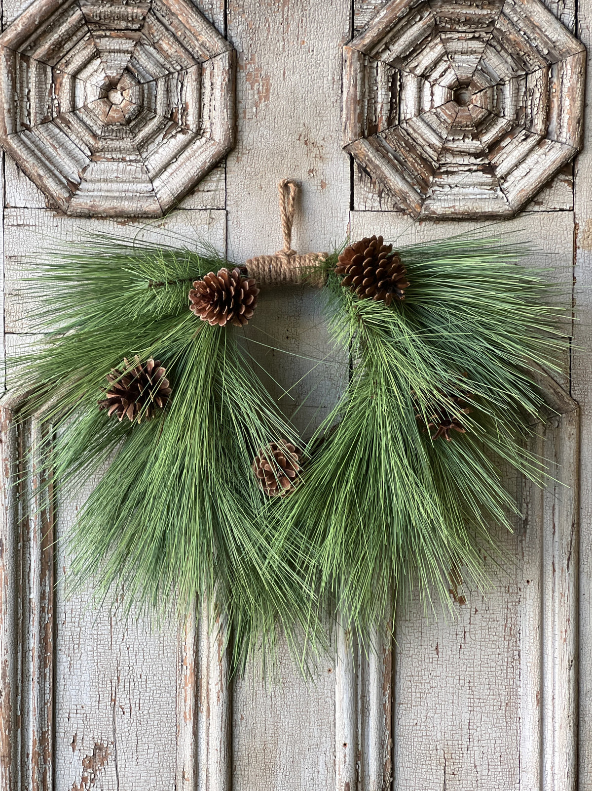 Loft Needle Hanging Wreath