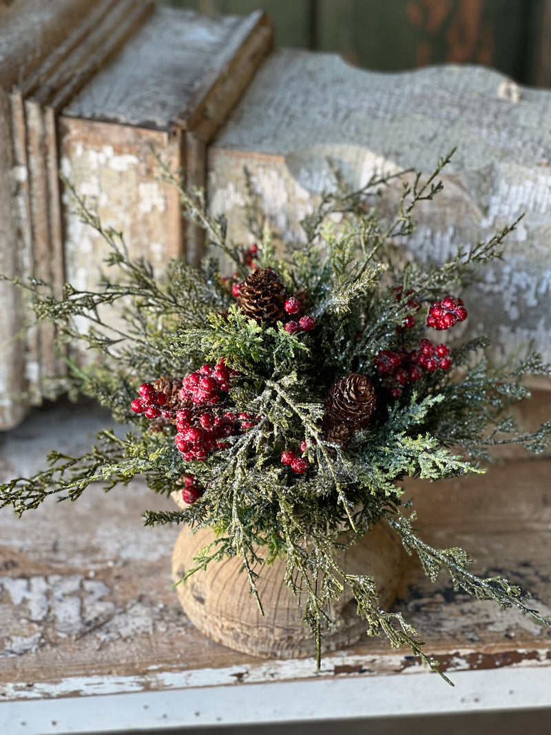 Divinity Berry Cedar Half Sphere