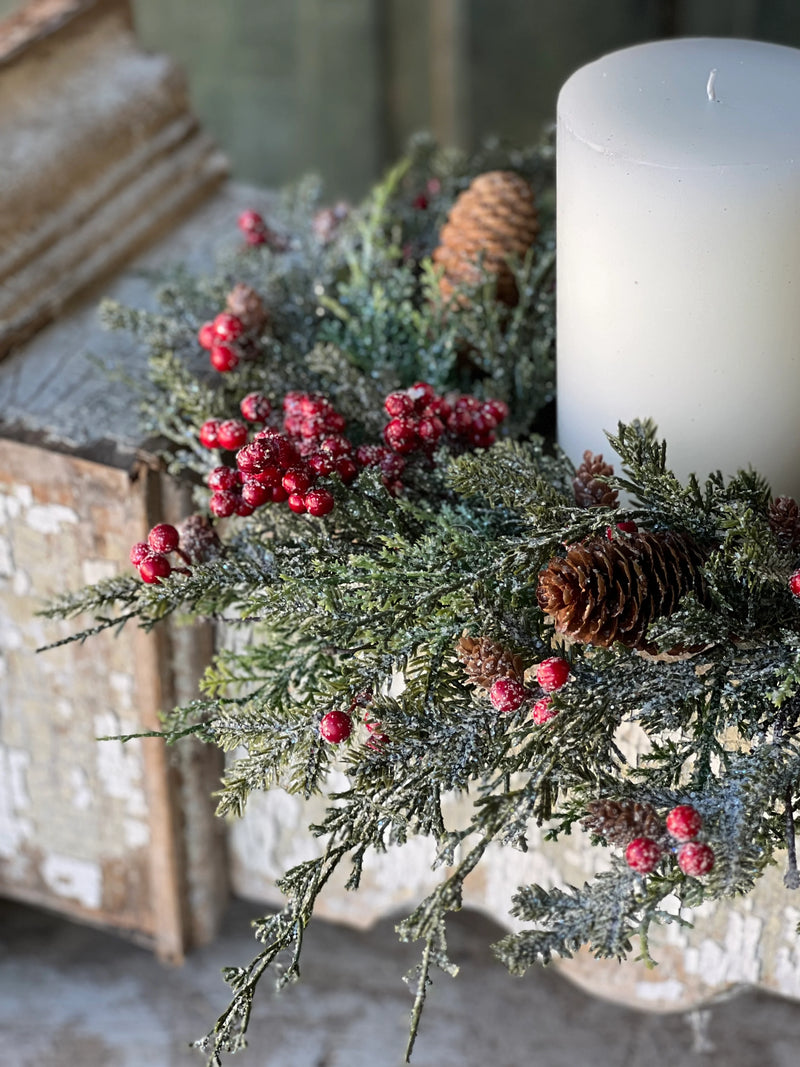 Divinity Berry Cedar Candle Ring