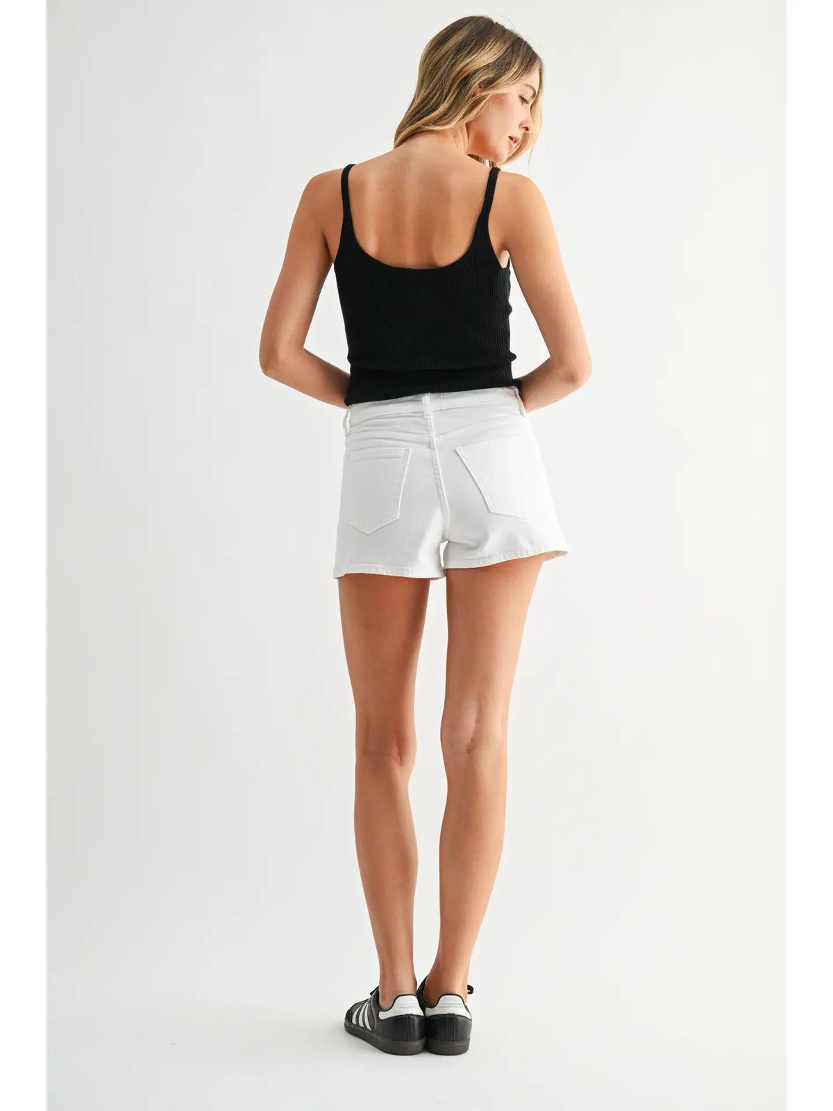 Classic Hem Short