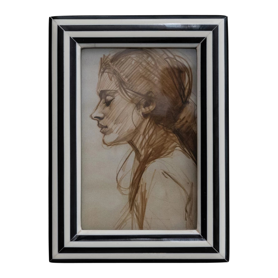 Black and White Photo Frame