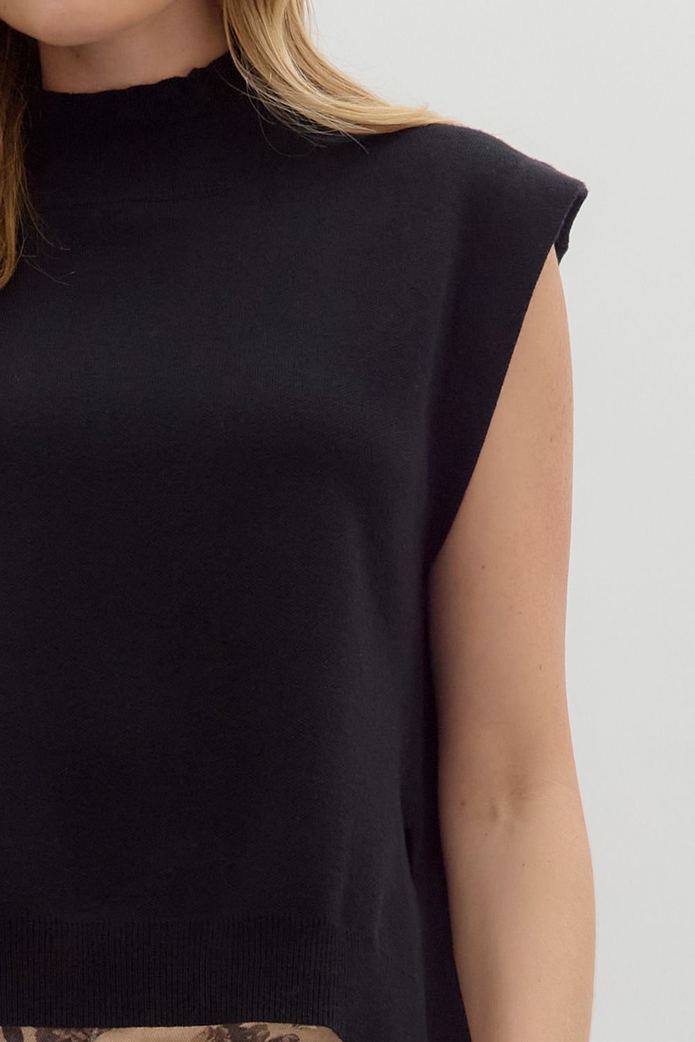 Muscle Tee Sweater Pullover