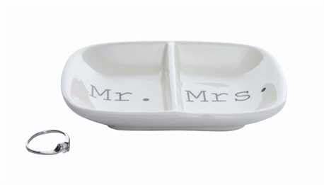 Mr and Mrs Ring Dish